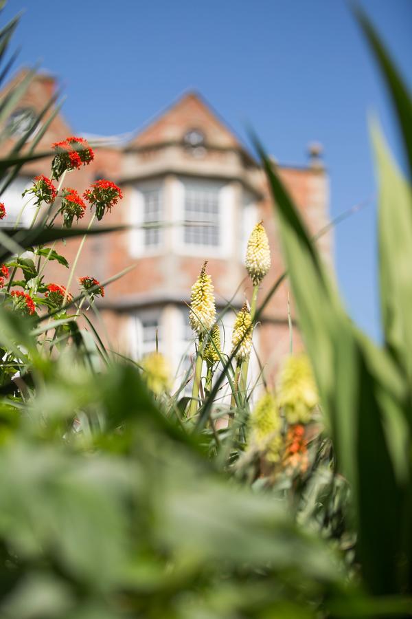 Goldsborough Hall ناريسبورو المظهر الخارجي الصورة